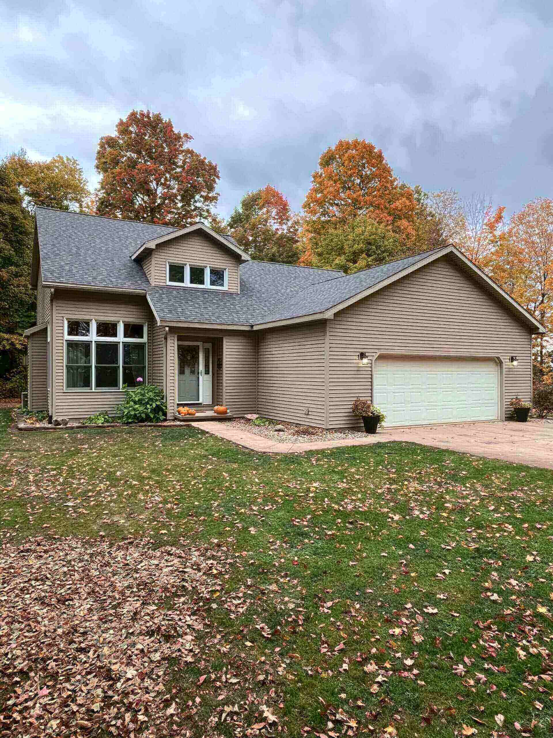 roofing contractor near wyoming